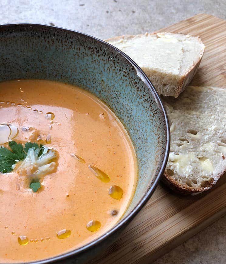 Crab bisque and sourdough